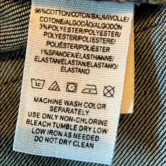 Free People women’s jeans. - Picture 4 of 4